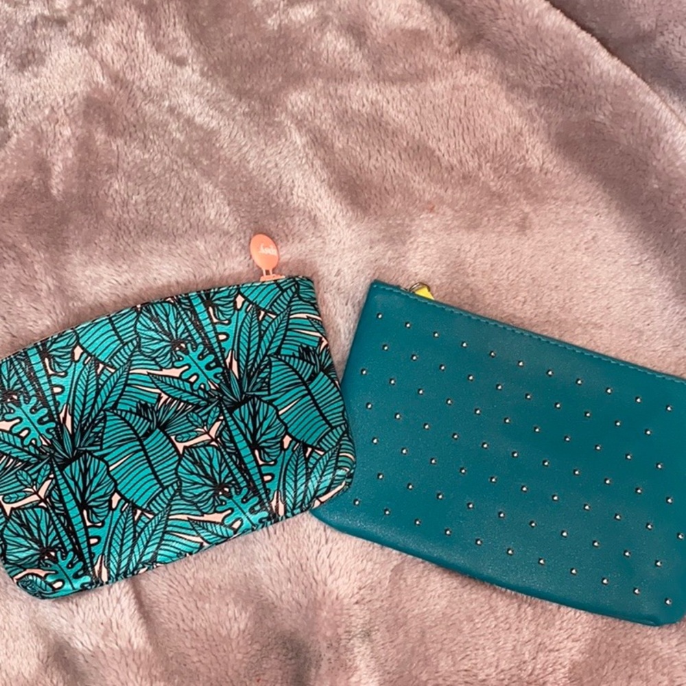 Small To-Go Makeup Bags